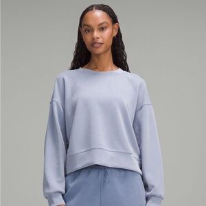 COPY - Lululemon crop crew